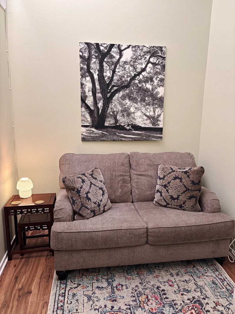 Couples therapy room at Third Street Counseling in Laguna Beach